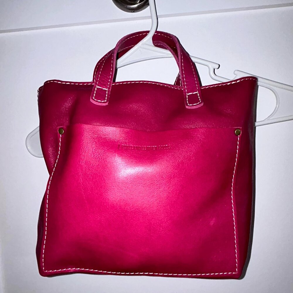 BNNU PLG Mini Crossbody in Hibiscus (I think) w/Zipper